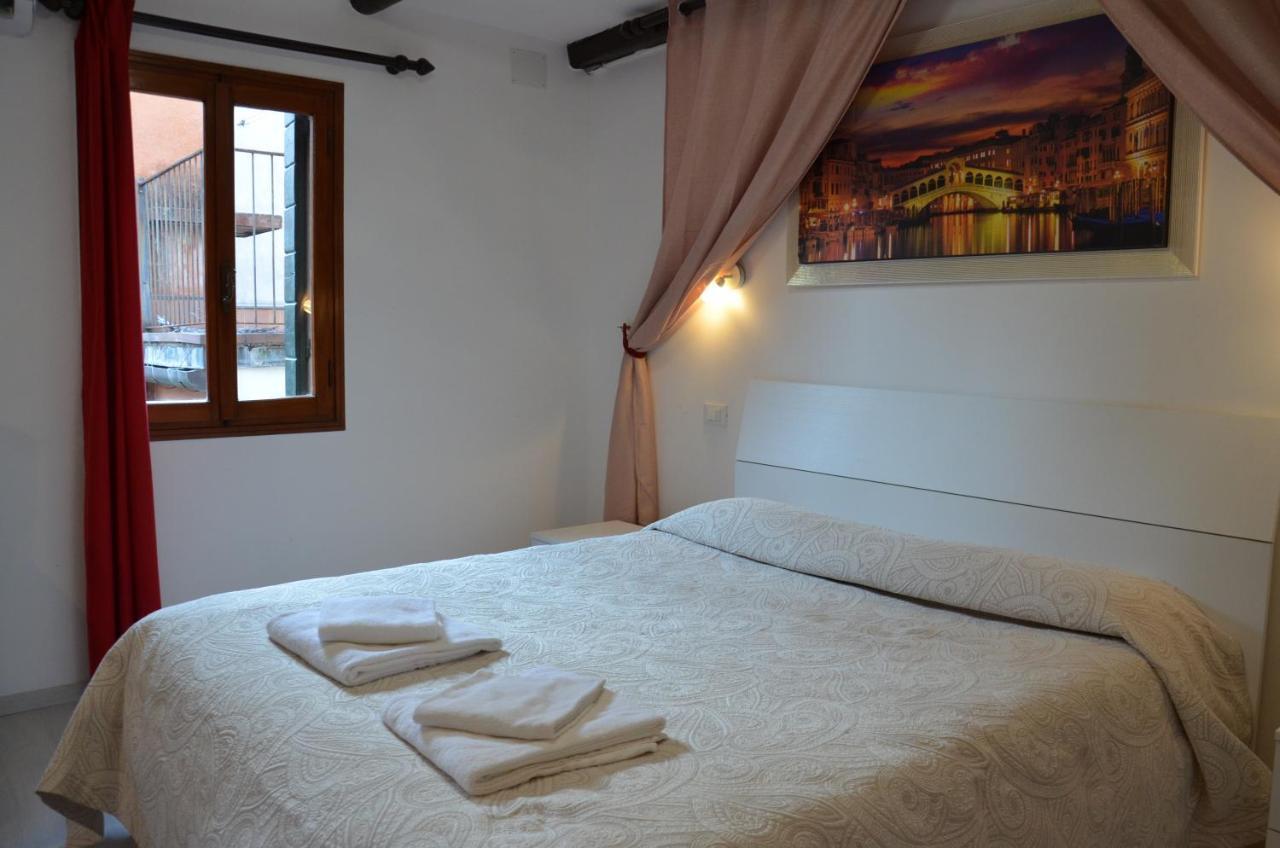 Casa Di Sam, البندقية المظهر الخارجي الصورة